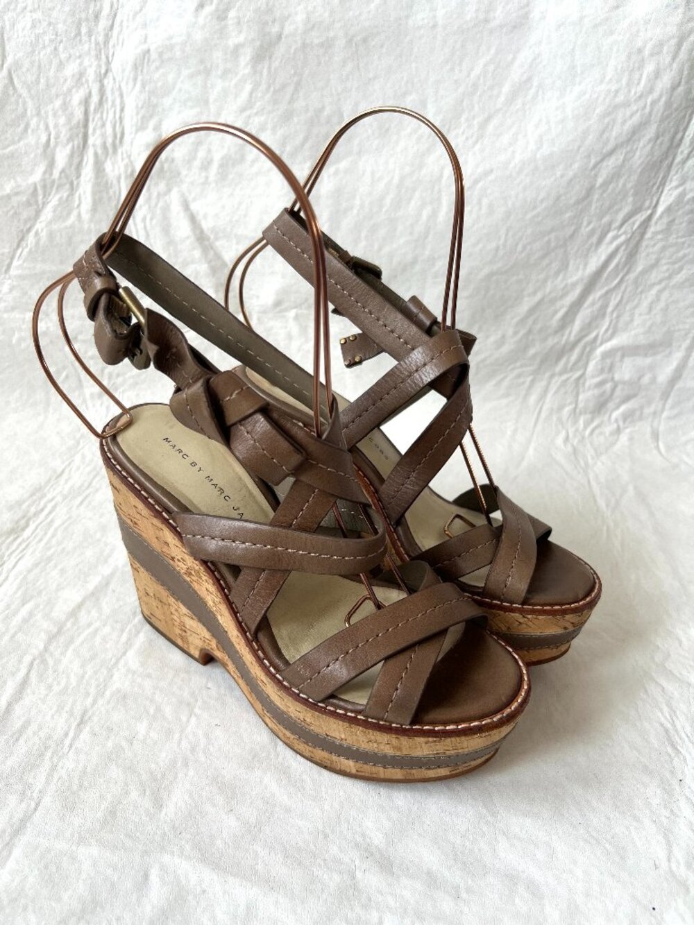 Marc by Marc Jacobs sandals cork wedge 37 7 brown taupe leather bow platform